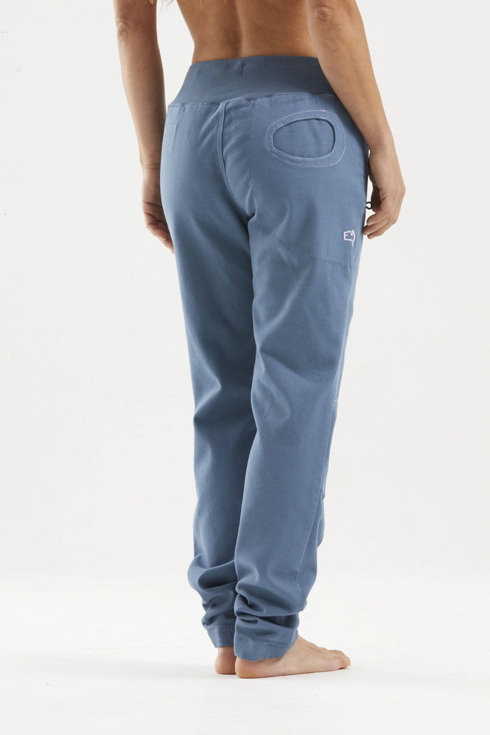 Back view of ONDA ROCK slim fit climbing trousers, showcasing Italian design and outdoor performance style.